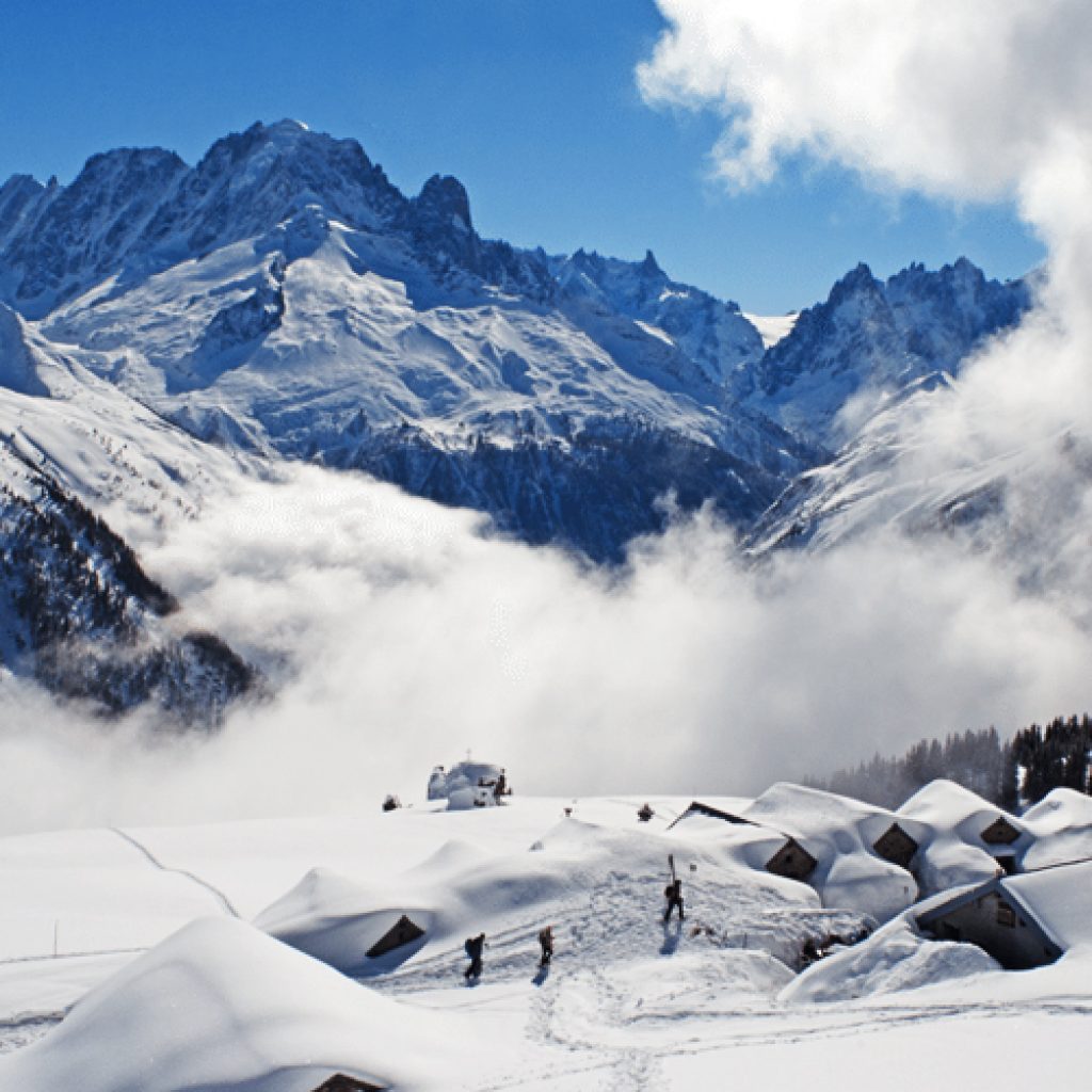 Alpinismens Mecka, Chamonix i Frankrike erbjuder skidåkning i världsklass både i och utanför pisten.